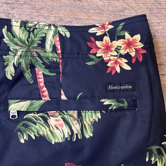 Abercrombie & Fitch Mens Multicolor Stretch Tropical Swim Board Shorts Size 31 - Picture 6 of 7